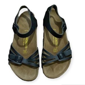 NWOT Birkenstock Soft Footbed Black Bali Sandals Size 41